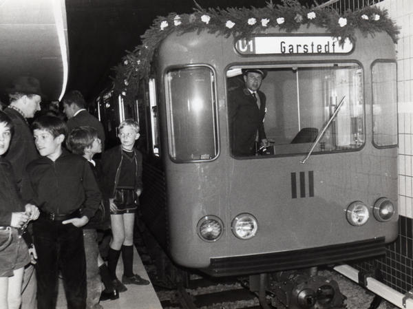 Eroeffnungsfahrt U Bahn Garstedt_1969